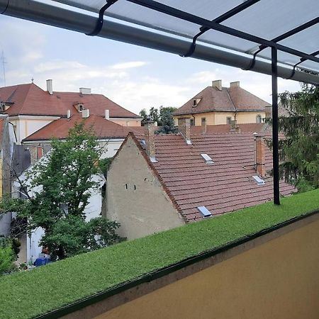 Eszterlanc Apartman Eger Appartement Buitenkant foto